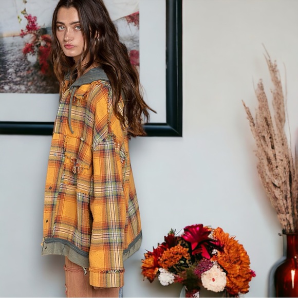 POL Plaid Hooded Shirt Jacket - Picture 10 of 12